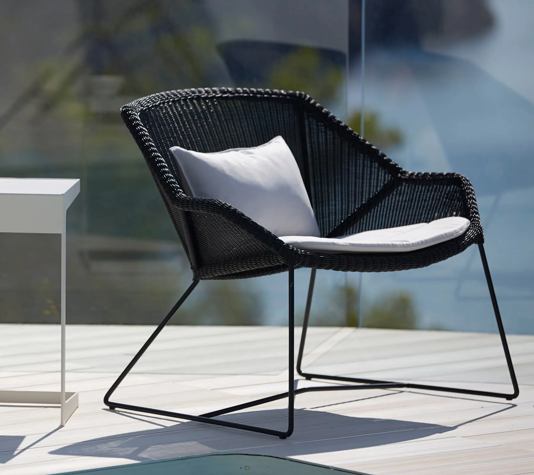 Breeze lounge chair