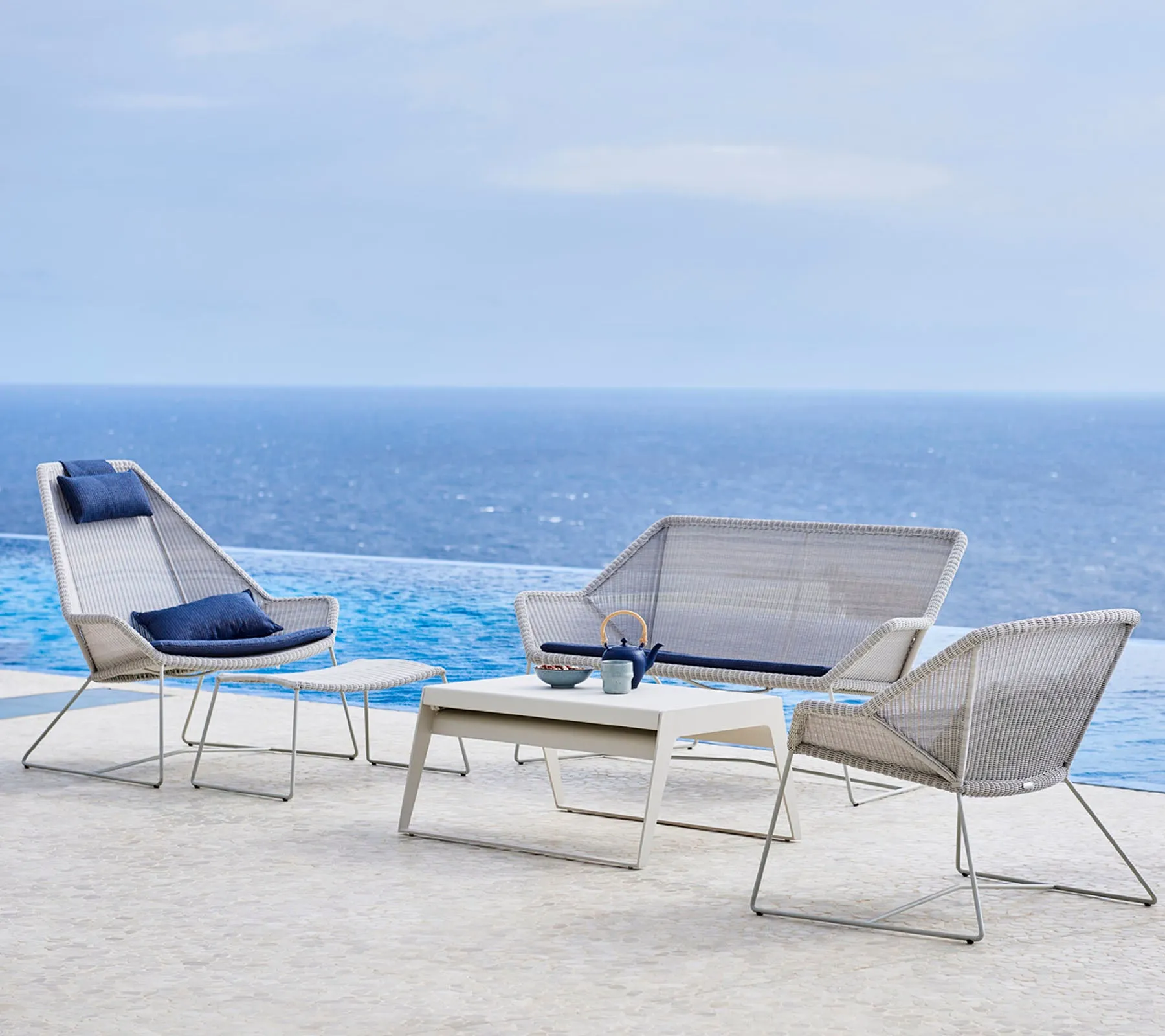 Breeze lounge chair