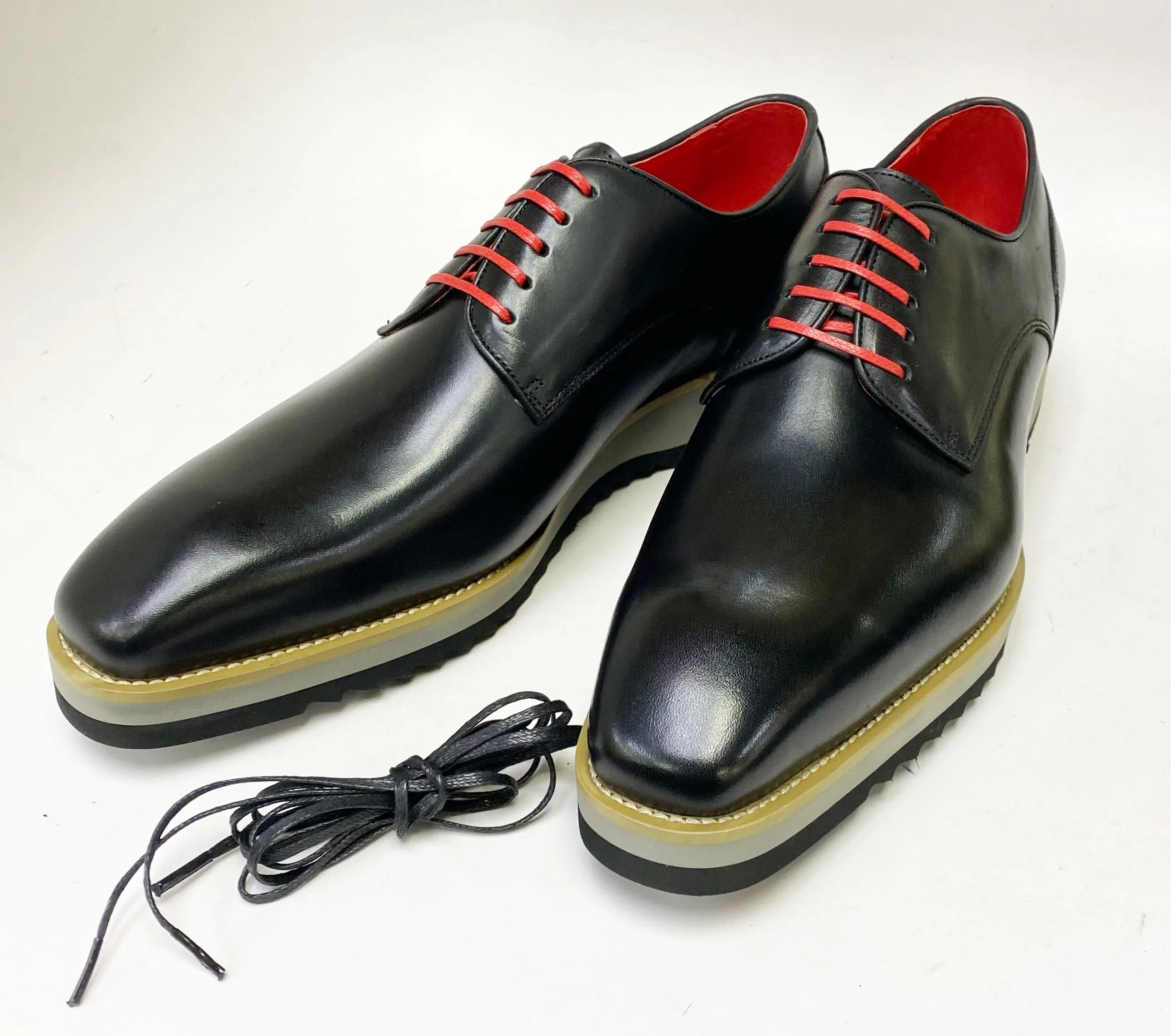 Burnished Calfskin Lace-Up Shoe Black