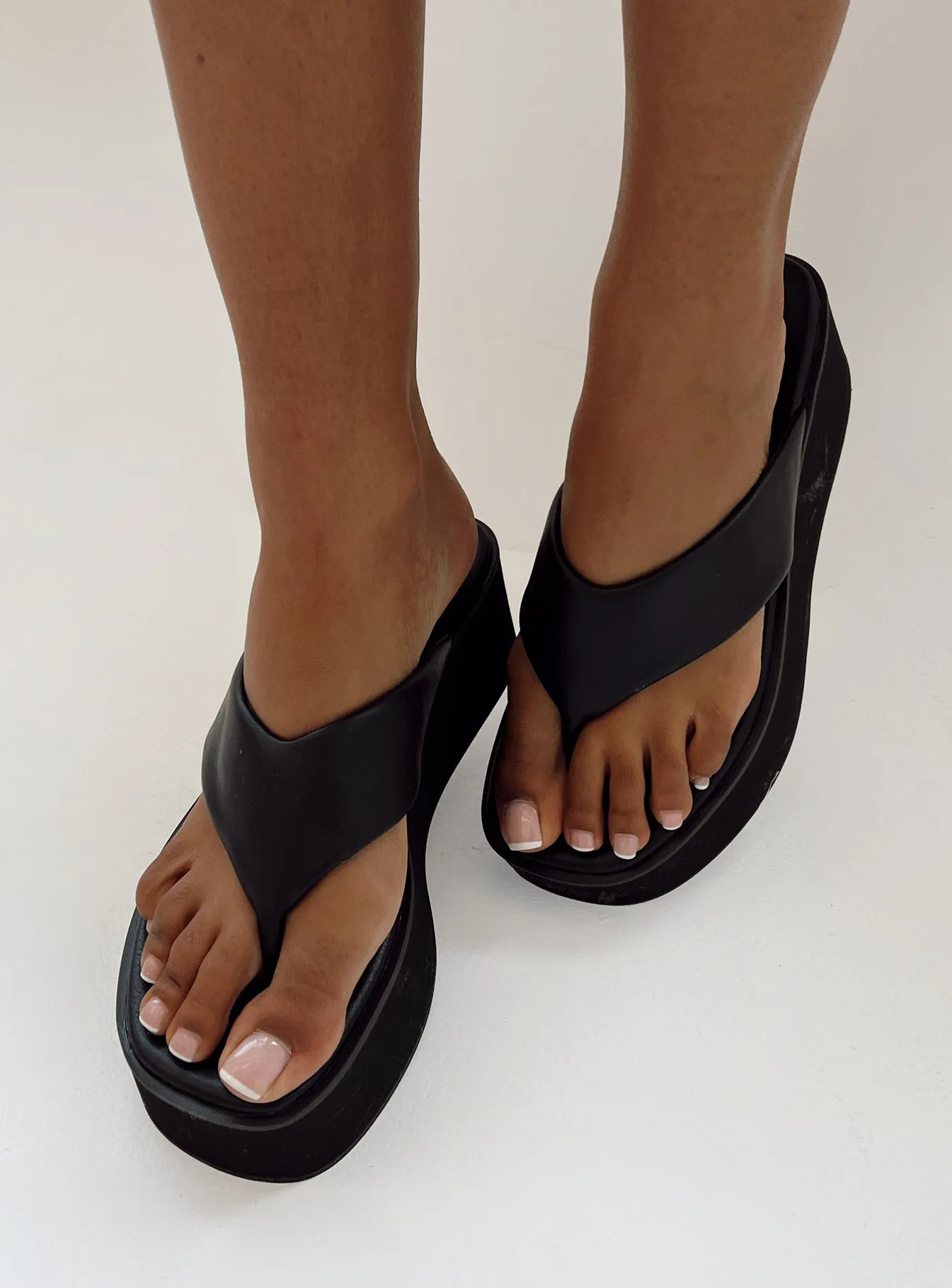 Crawley Sandals Black