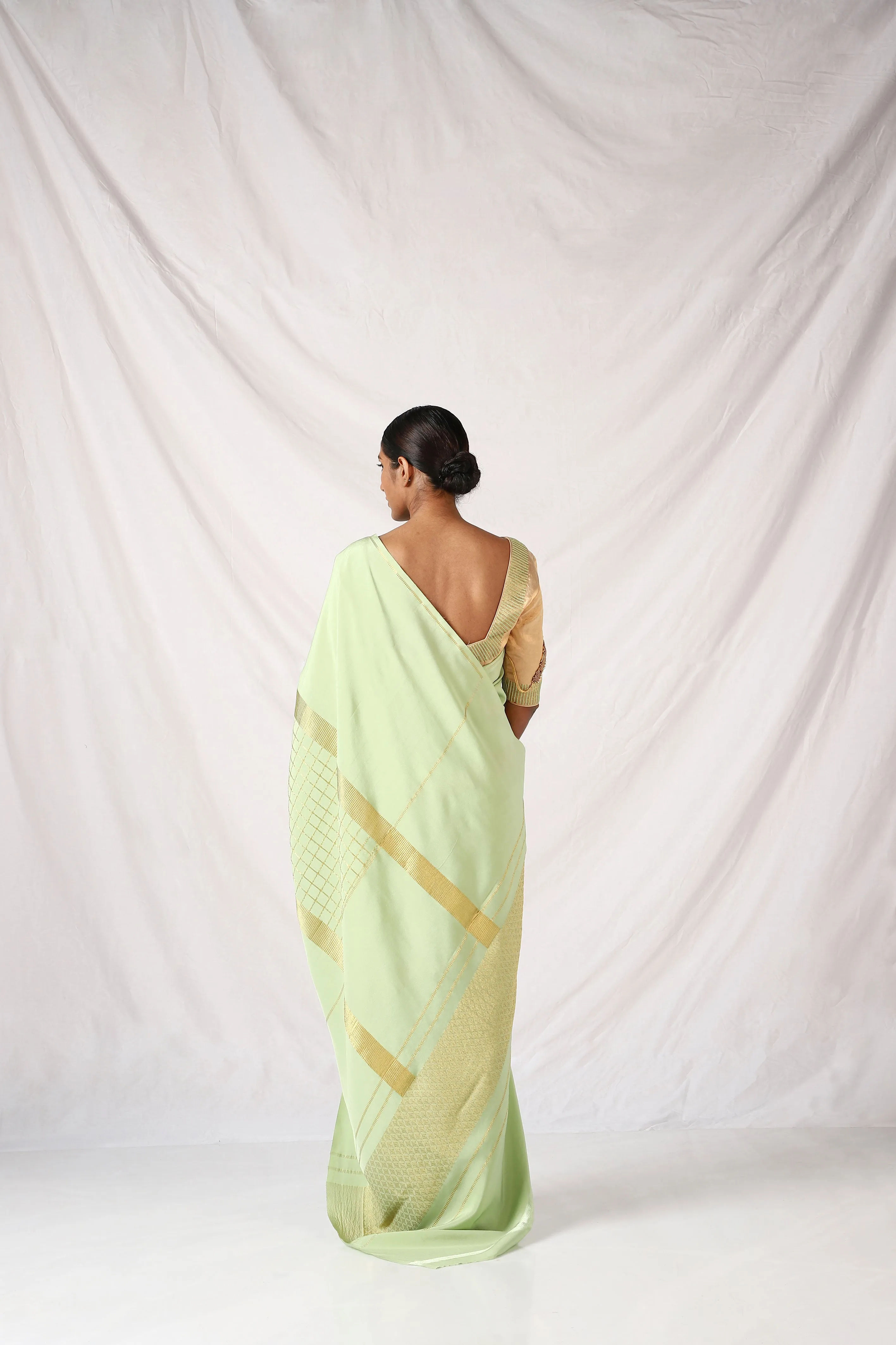 Forest Shade Eshwari Saree