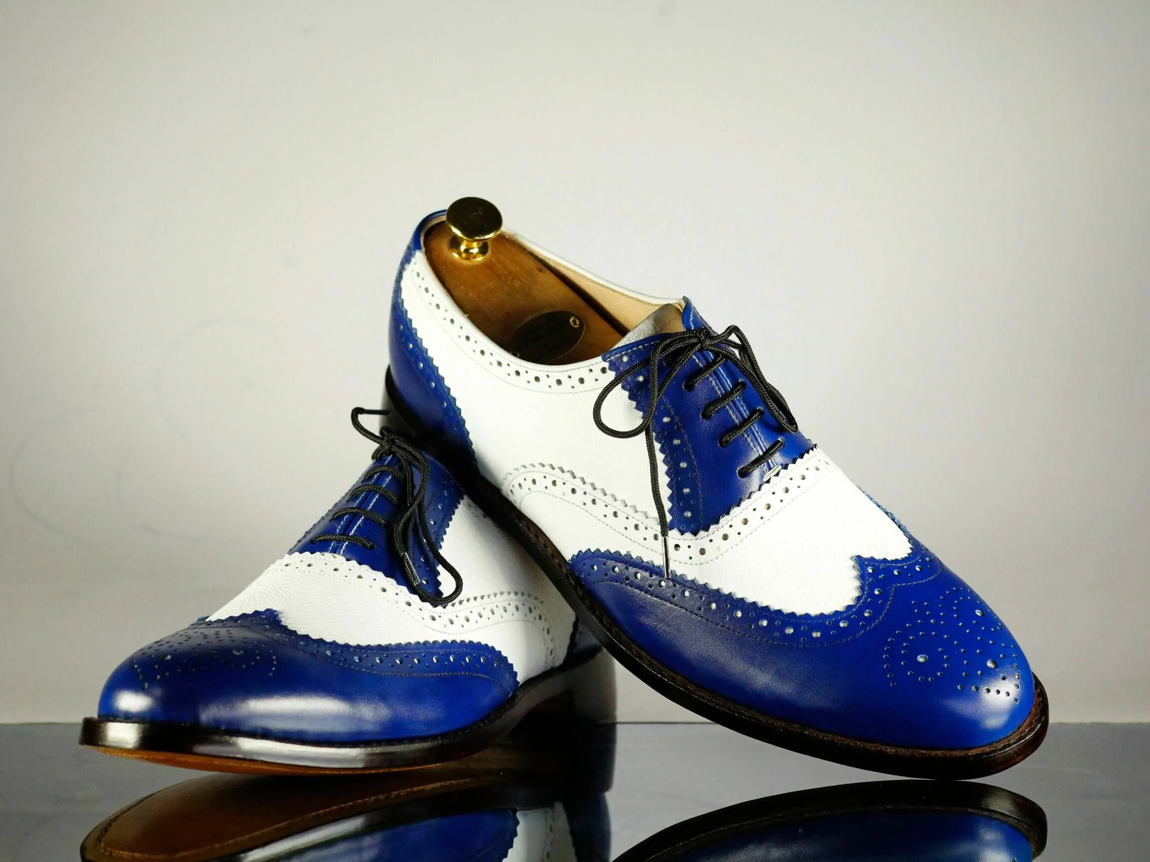 Handmade Men's White Blue Wing Tip Brogue Leather Lace Up Shoes, Men Designer Dress Formal Luxury Shoes