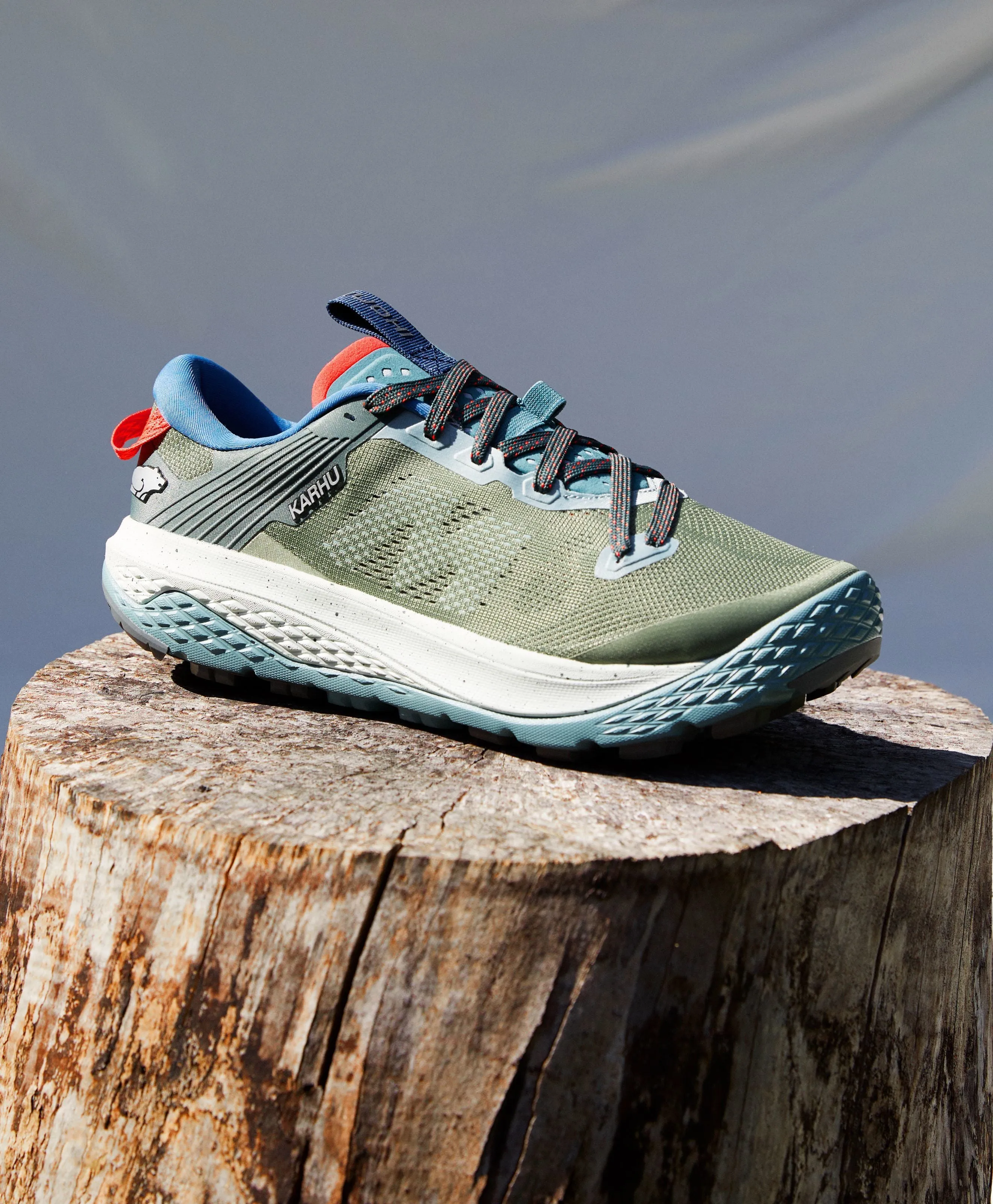 WOMEN'S IKONI TRAIL 1.0 - OIL GREEN / MINERAL BLUE